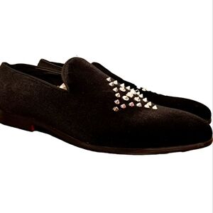 NIB Royal Shoes size 11 velvet studded loafers